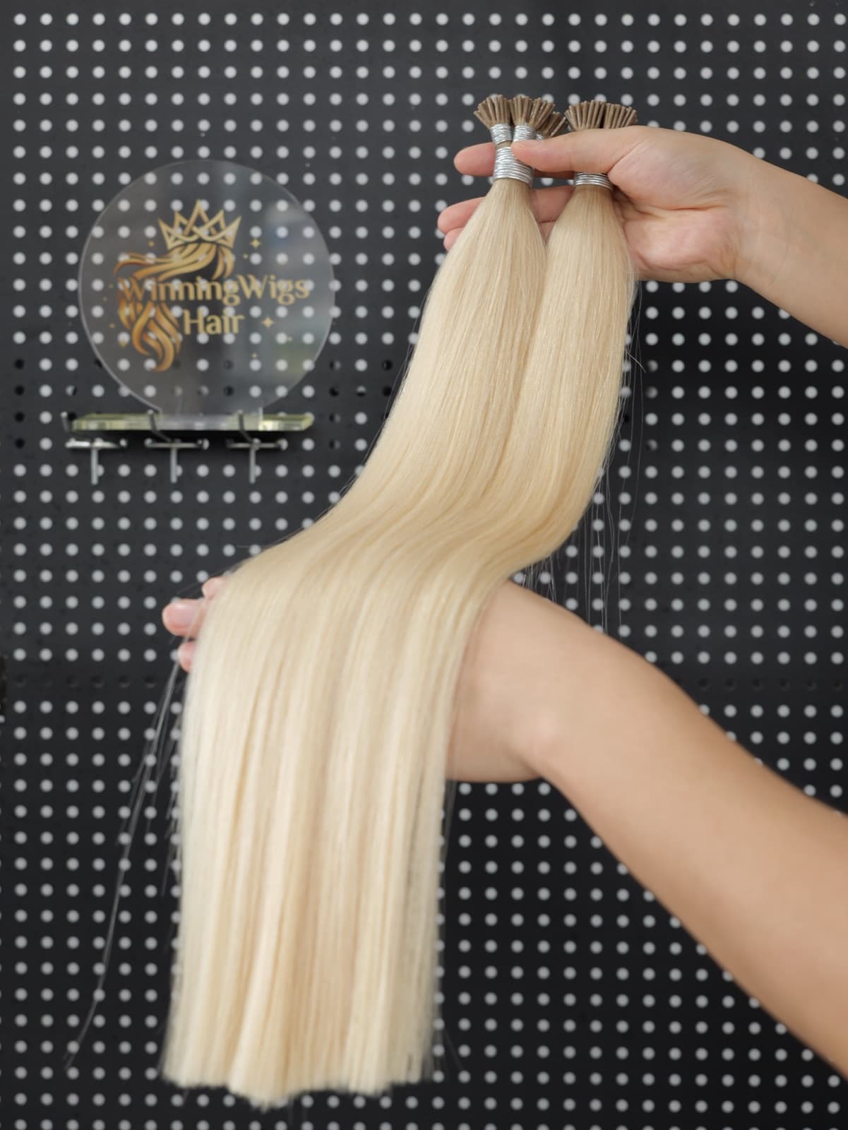Wavy light blonde I Tip human hair extension bundles